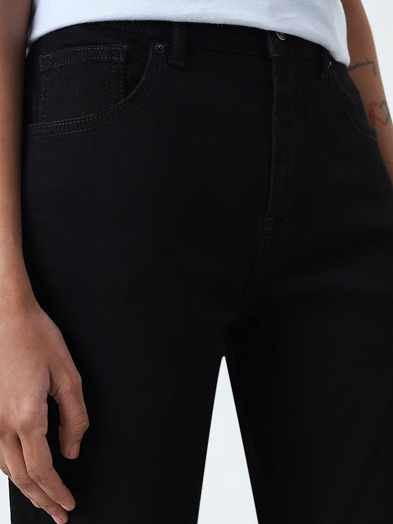 Nuon Black Slim - Fit High - Rise Jeans