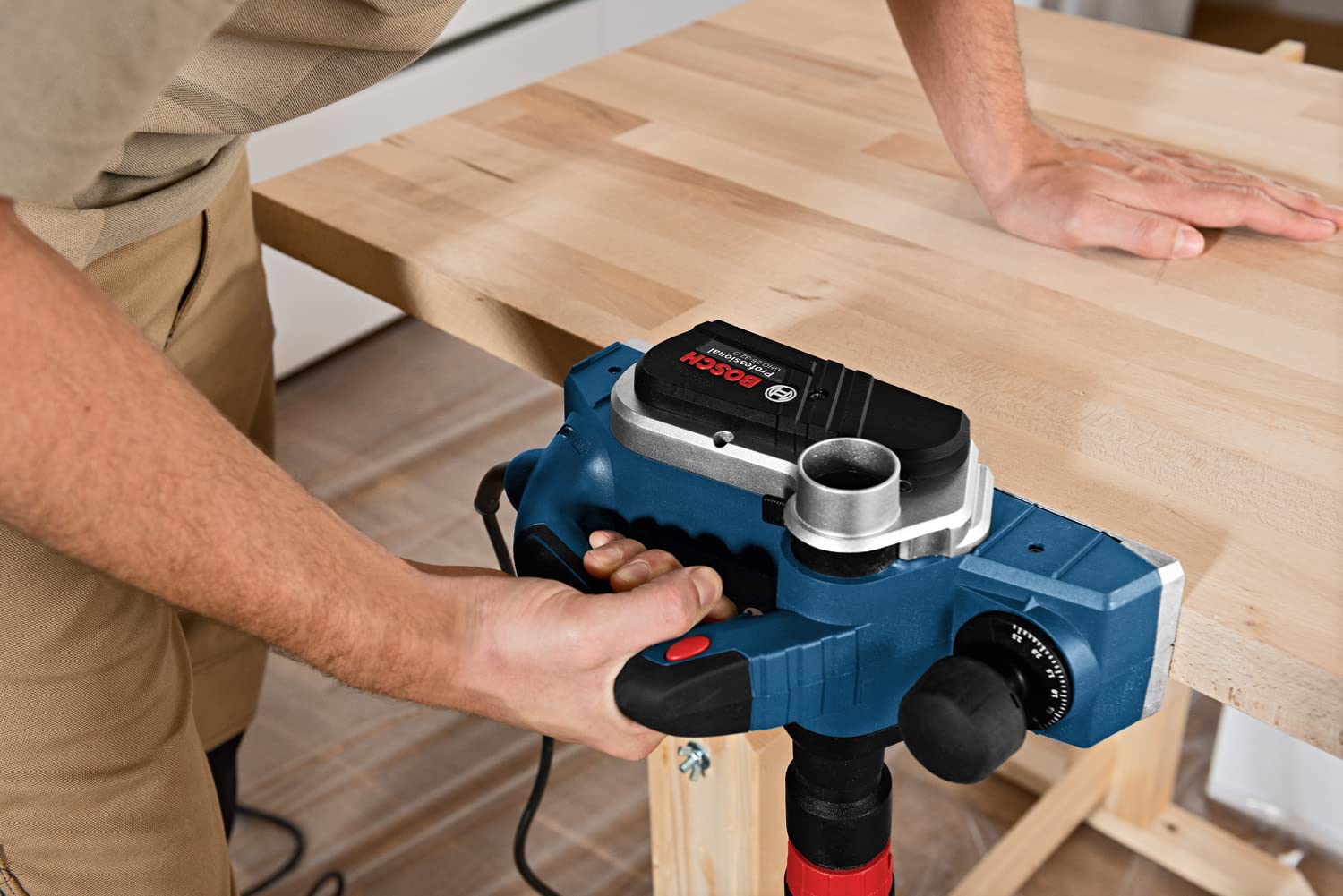 Bosch GHO 26-82 D Corded Electric Planer, 710W, 82 mm Width, 2.6 mm Depth, 18,000 rpm, V-Groove, Cutting Depth Adjustment, 2.8 kg + Hex Key, Dust Bag, 1 Year Warranty