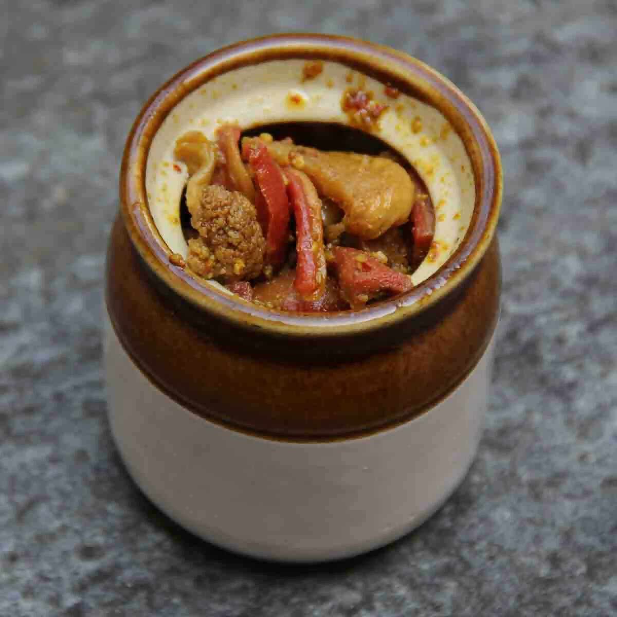 O'Ija Pahadi Gajar Gobhi Shalgam Pickle