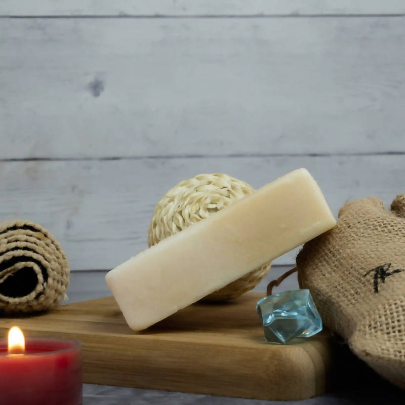 The Wellness Shop Licorice And Chamomile Skin Lightening Soap