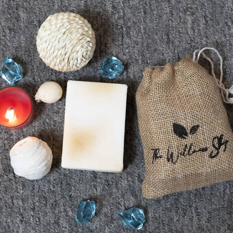 The Wellness Shop Licorice And Chamomile Skin Lightening Soap