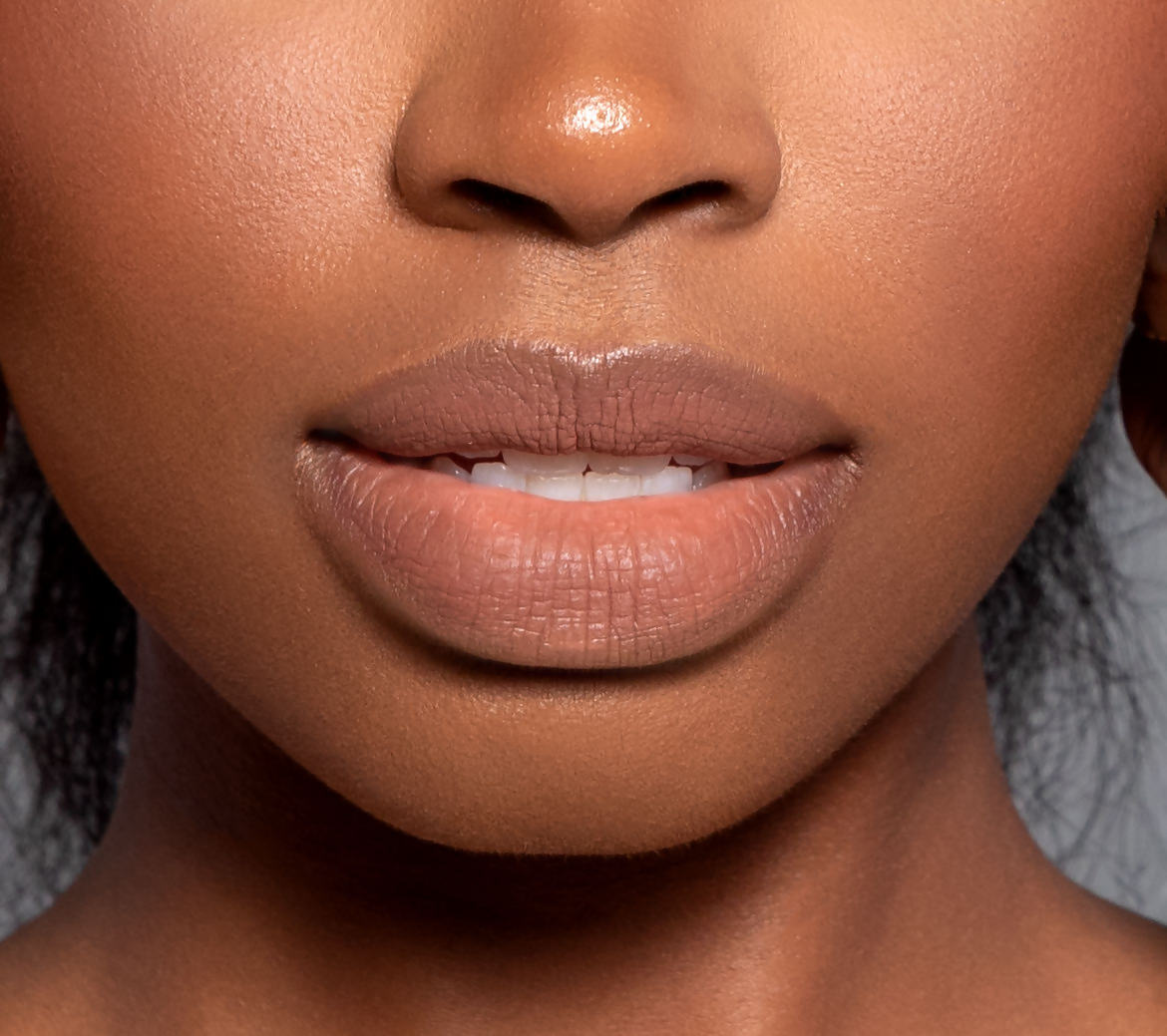 Natasha Moor Legendary Lip Liner - Showstopper