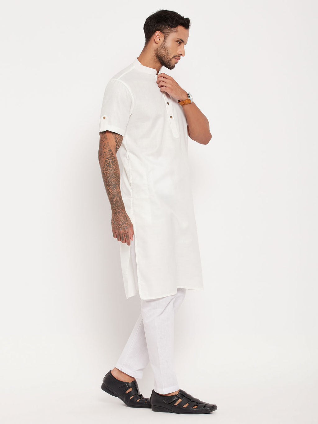 VM By VASTRAMAY Men's Cream Solid Kurta with White Pyjama Set