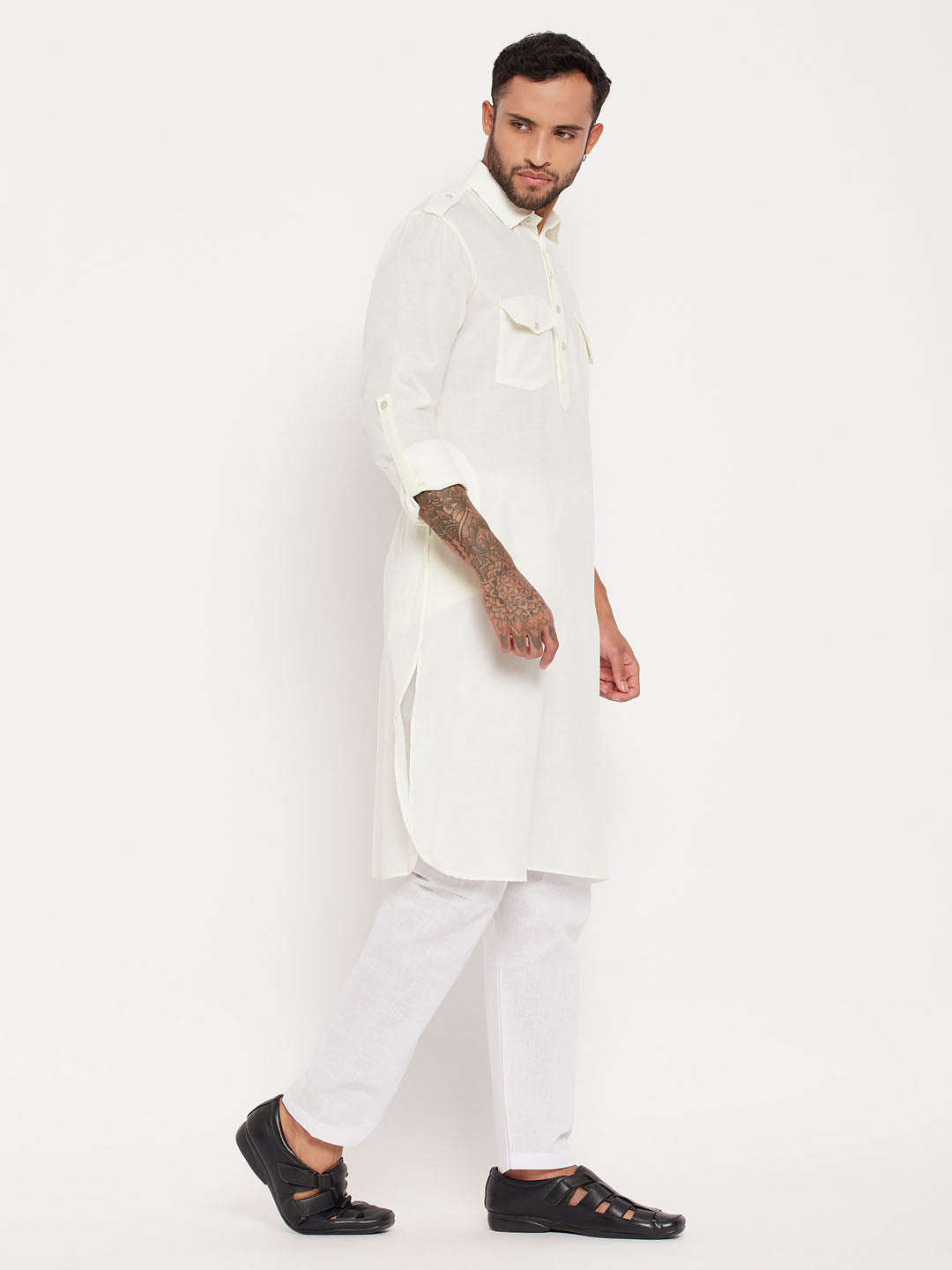 VM BY VASTRAMAY Men's Cream And White Cotton Blend Pathani Suit Set